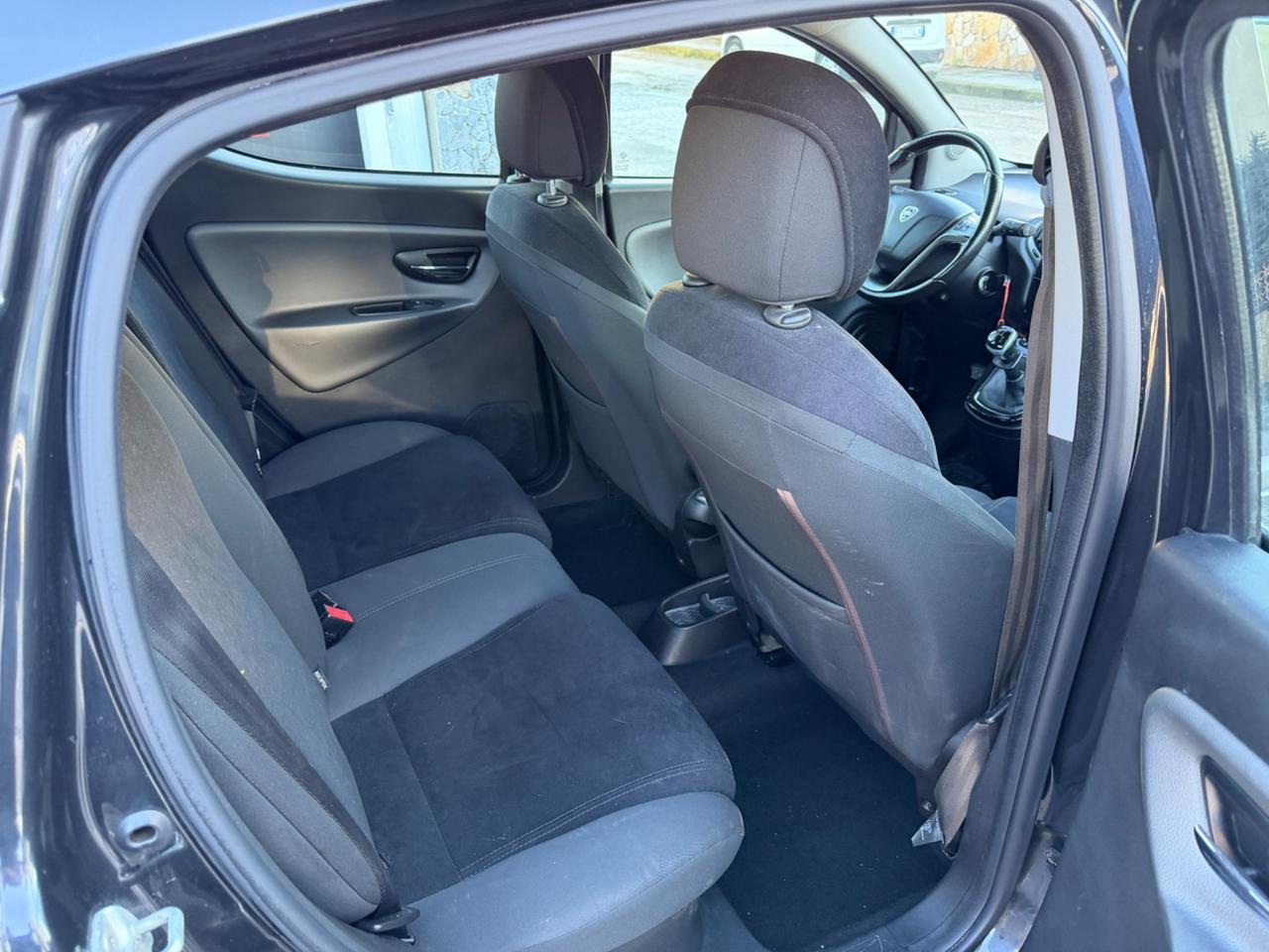 Lancia Ypsilon 0.9 TwinAir 85 CV 5 porte S&S Silver