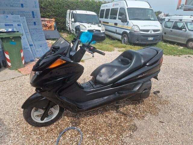 Yamaha Majesty YP 250