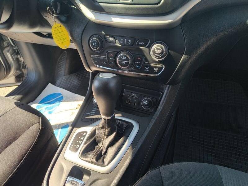 Jeep Cherokee 2.2 Mjt II 185cv Longitude 4WD Auto