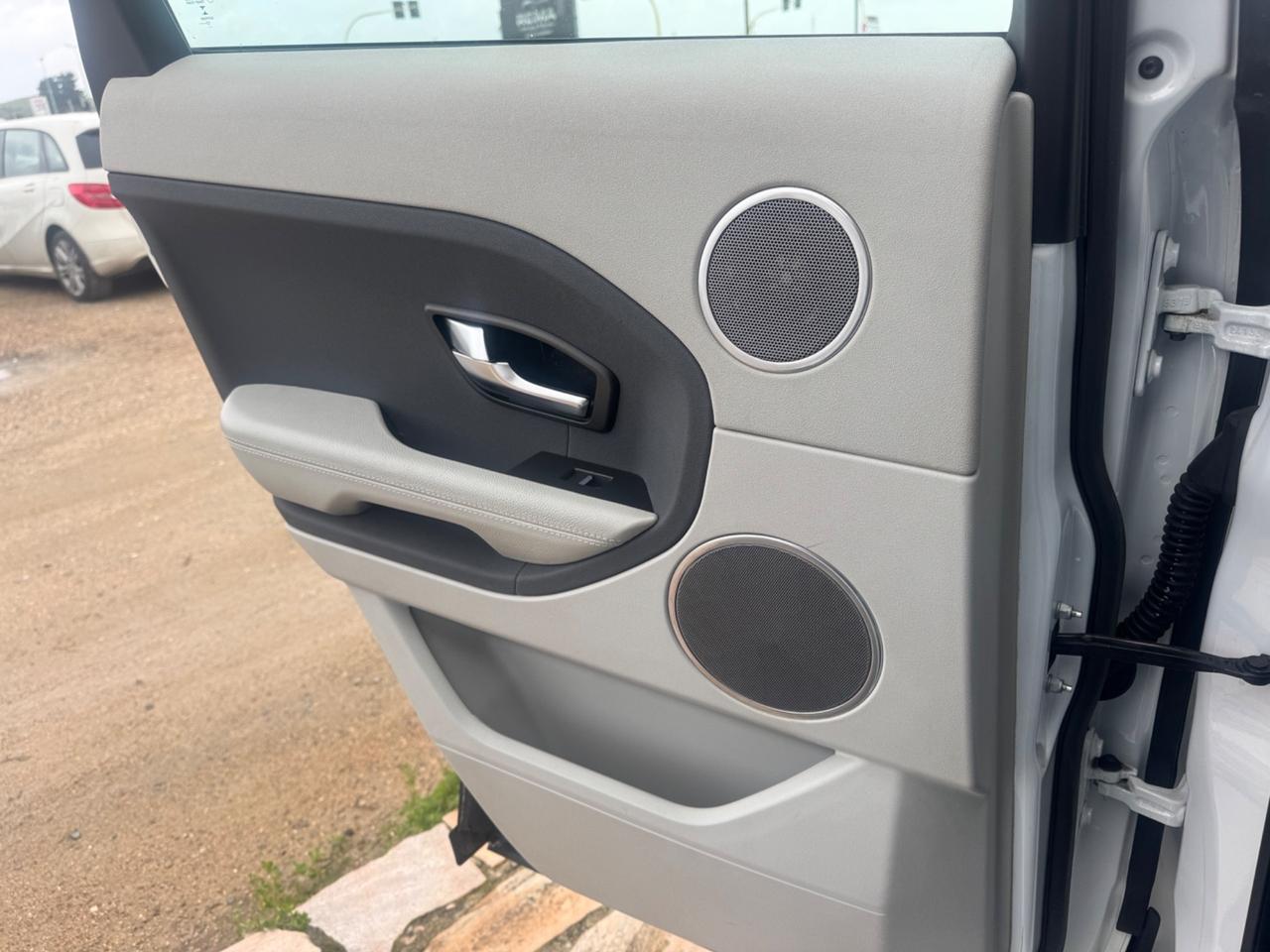 Land Rover Range Evoque 2.2 TD4 5p. Prestige