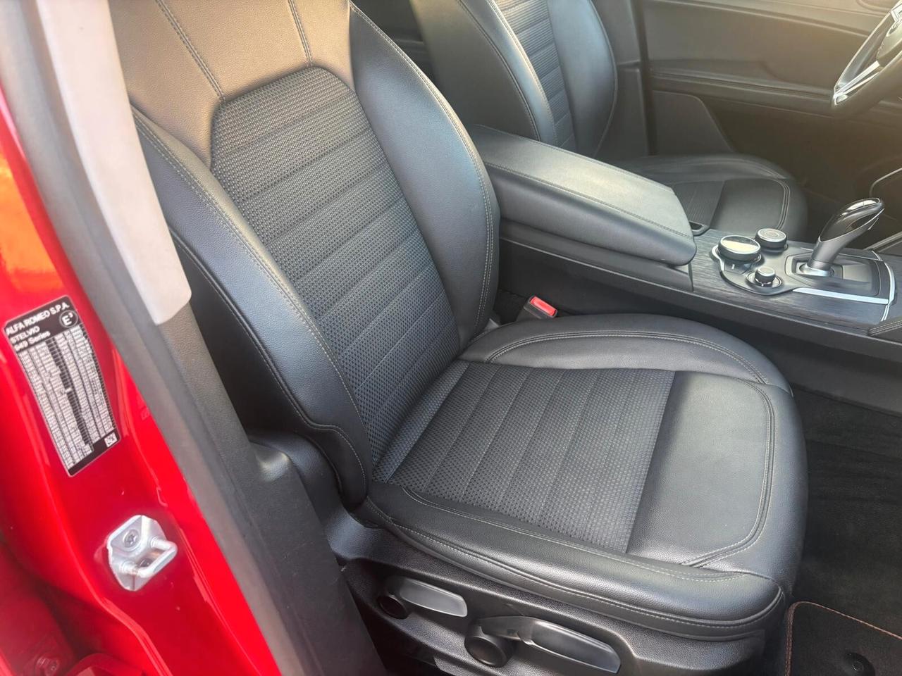 Alfa Romeo Stelvio 2.2 Turbodiesel 210 CV AT8 Q4