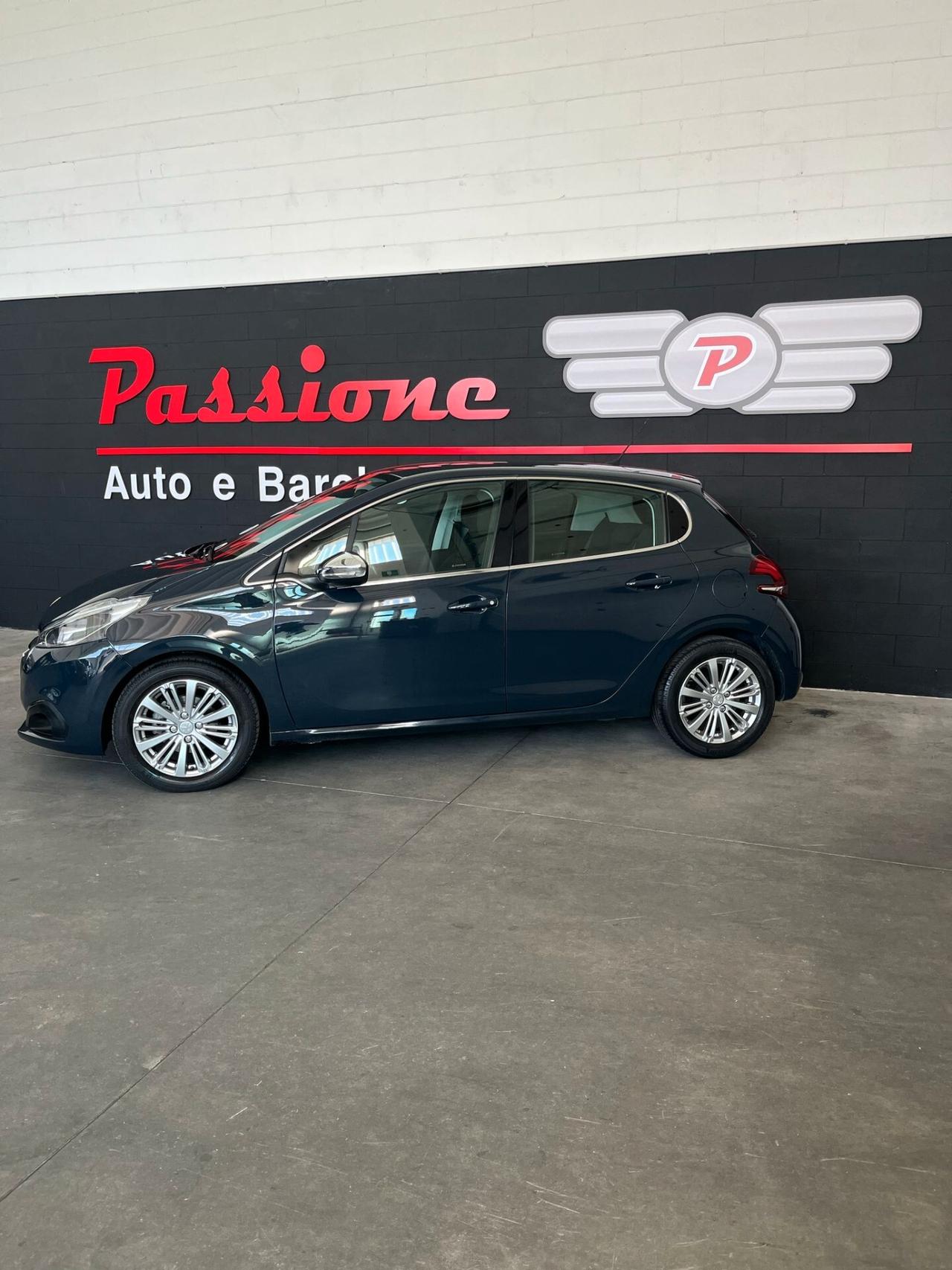 Peugeot 208 PureTech 82 5 porte Allure