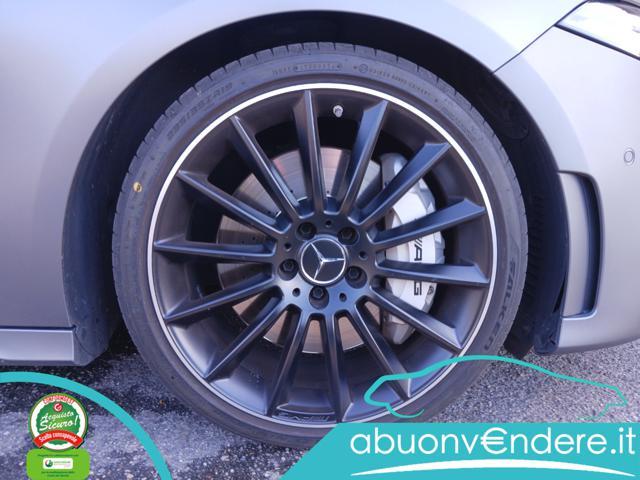 MERCEDES-BENZ A 35 AMG 4Matic