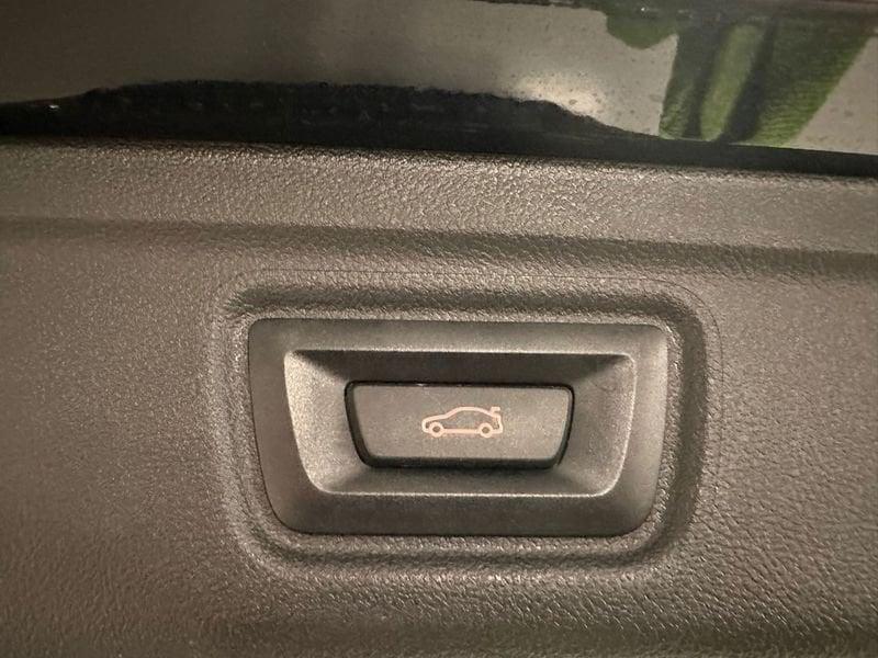 BMW Serie 3 320d Touring mhev 48V xdrive MSport Pro auto