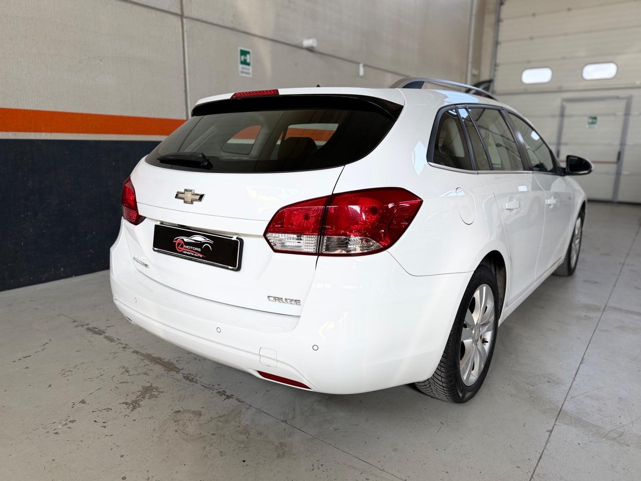 Chevrolet Cruze 1.7 Diesel Station Wagon Start/Stop LTZ