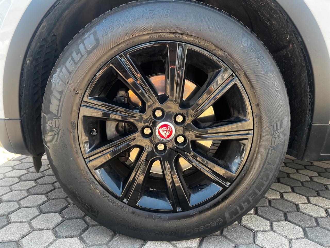 Jaguar E-Pace 2.0D 150 CV AWD aut. R-Dynamic S