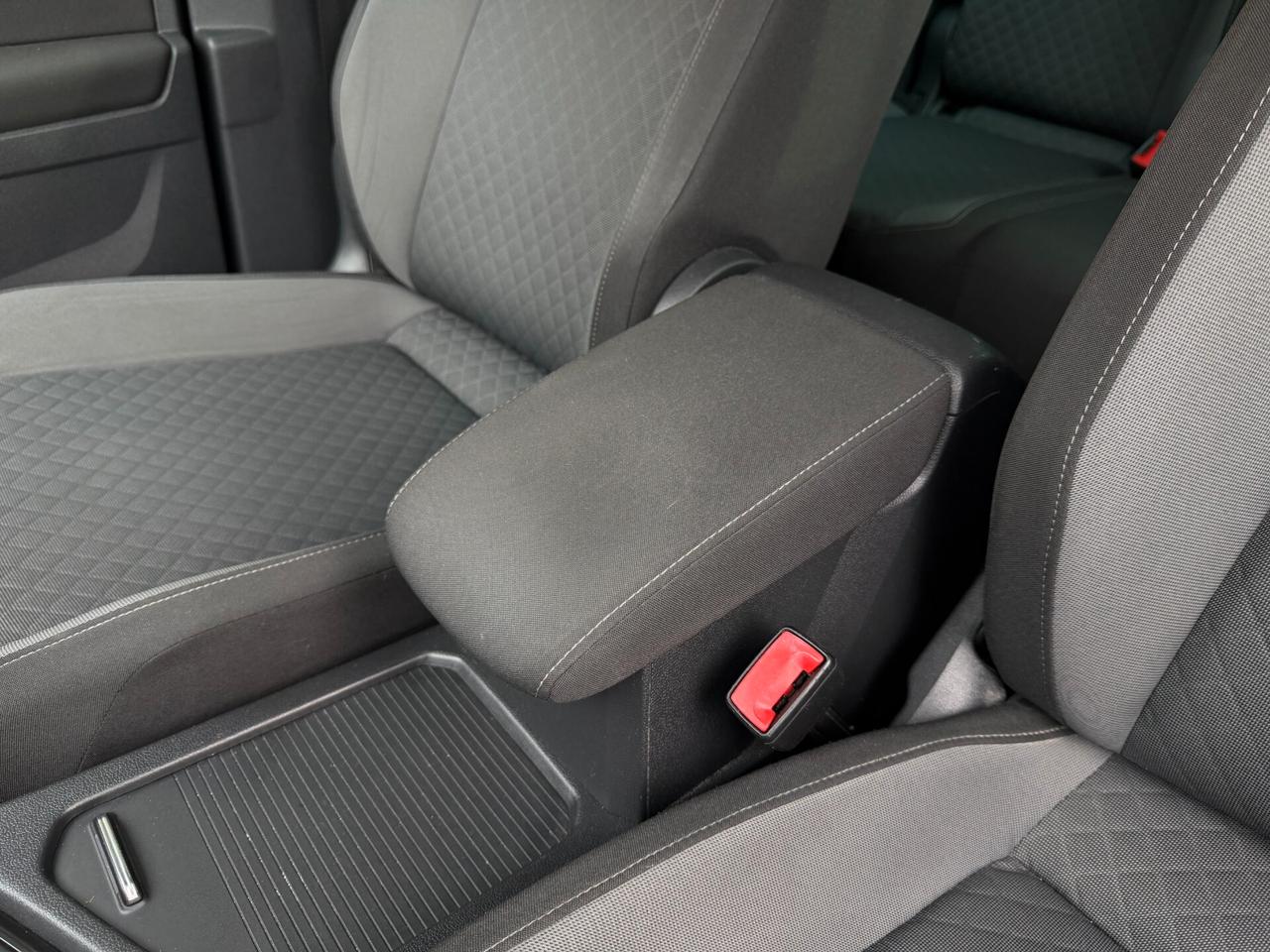 Volkswagen Tiguan/1.6 TDI 116CV/CAR PLAY/17"