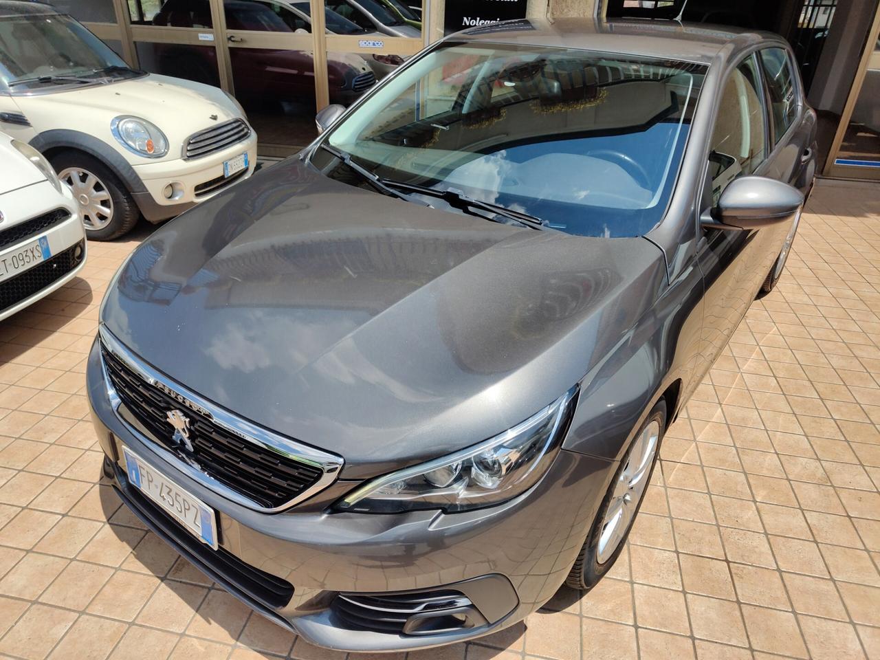 Peugeot 308 BlueHDi 130 S&S Business