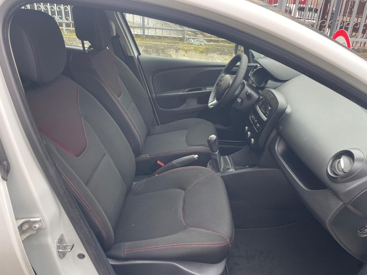 Renault Clio 1.5 dCi 8V 75CV Start&Stop 5 porte Duel