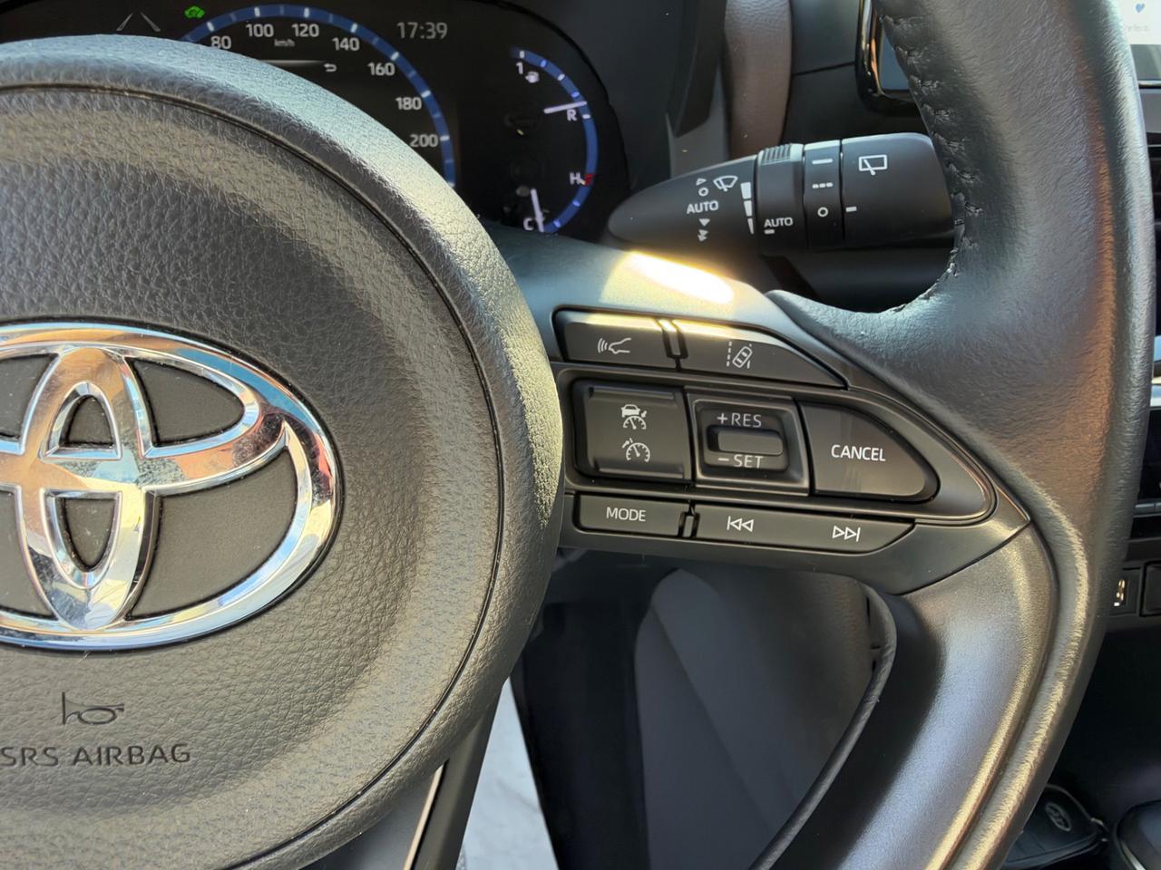 Toyota Yaris Cross 1.5 Hybrid 5p. E-CVT AWD-i Lounge