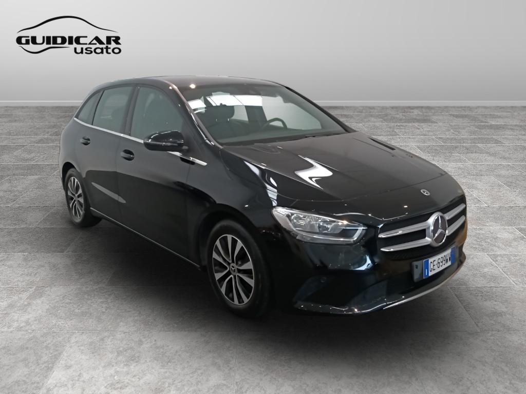 Mercedes-Benz Classe B - W247 2018 - B 180 d Sport auto