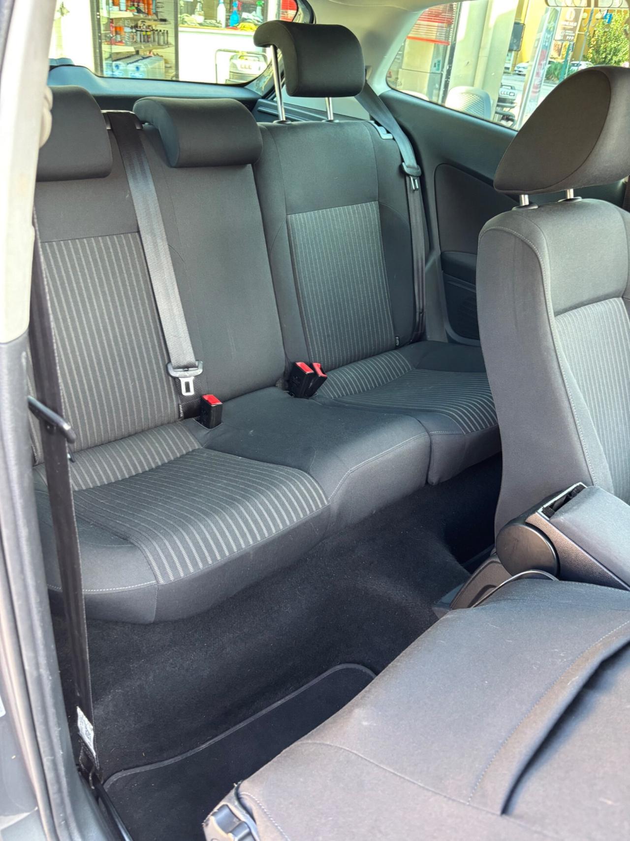 Volkswagen Polo 1.6TDI 3 porte cambio automatico DSG