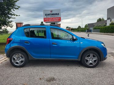 Dacia Sandero Stepway 1.0 TCe 100 CV ECO-G Comfort
