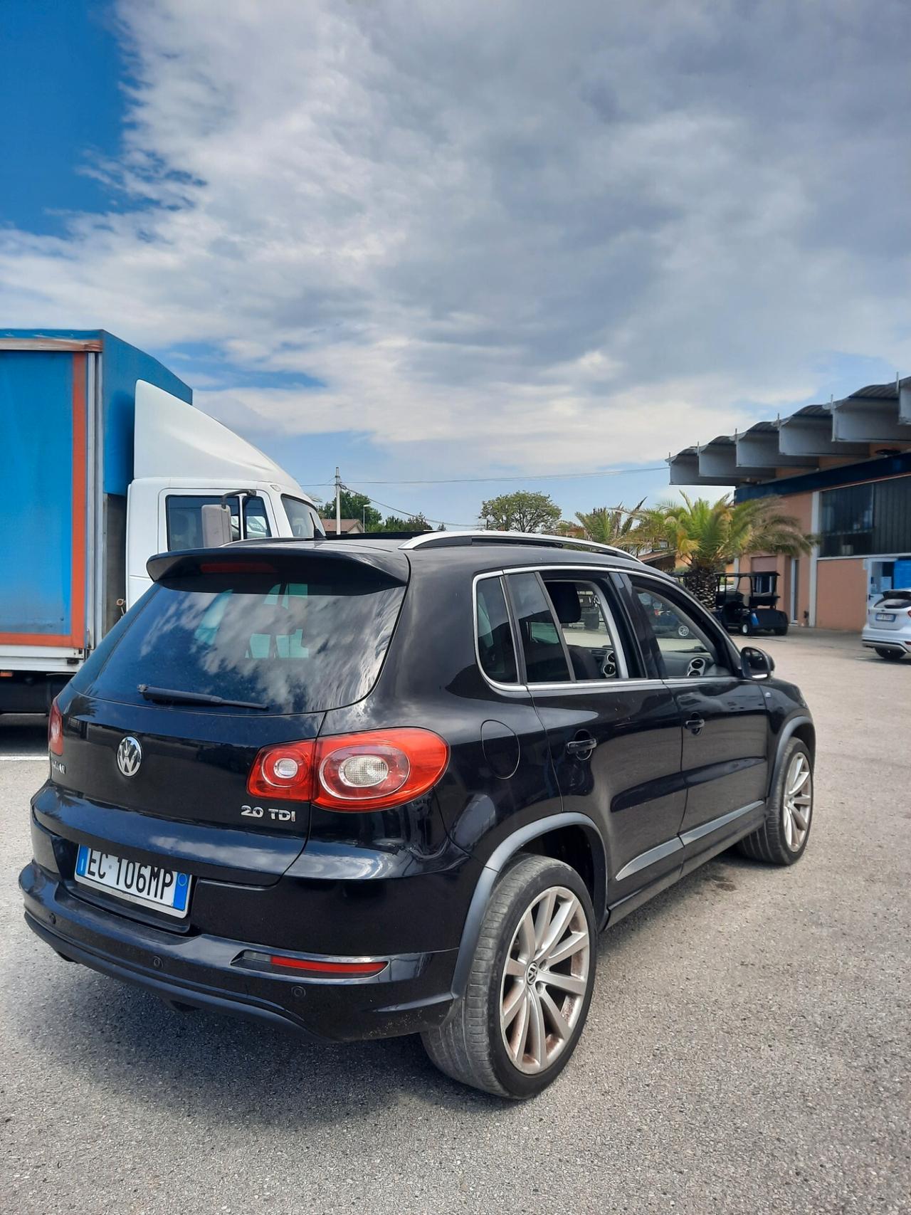 Volkswagen Tiguan 2.0 TDI 170 CV DPF 4MOTION R-Line