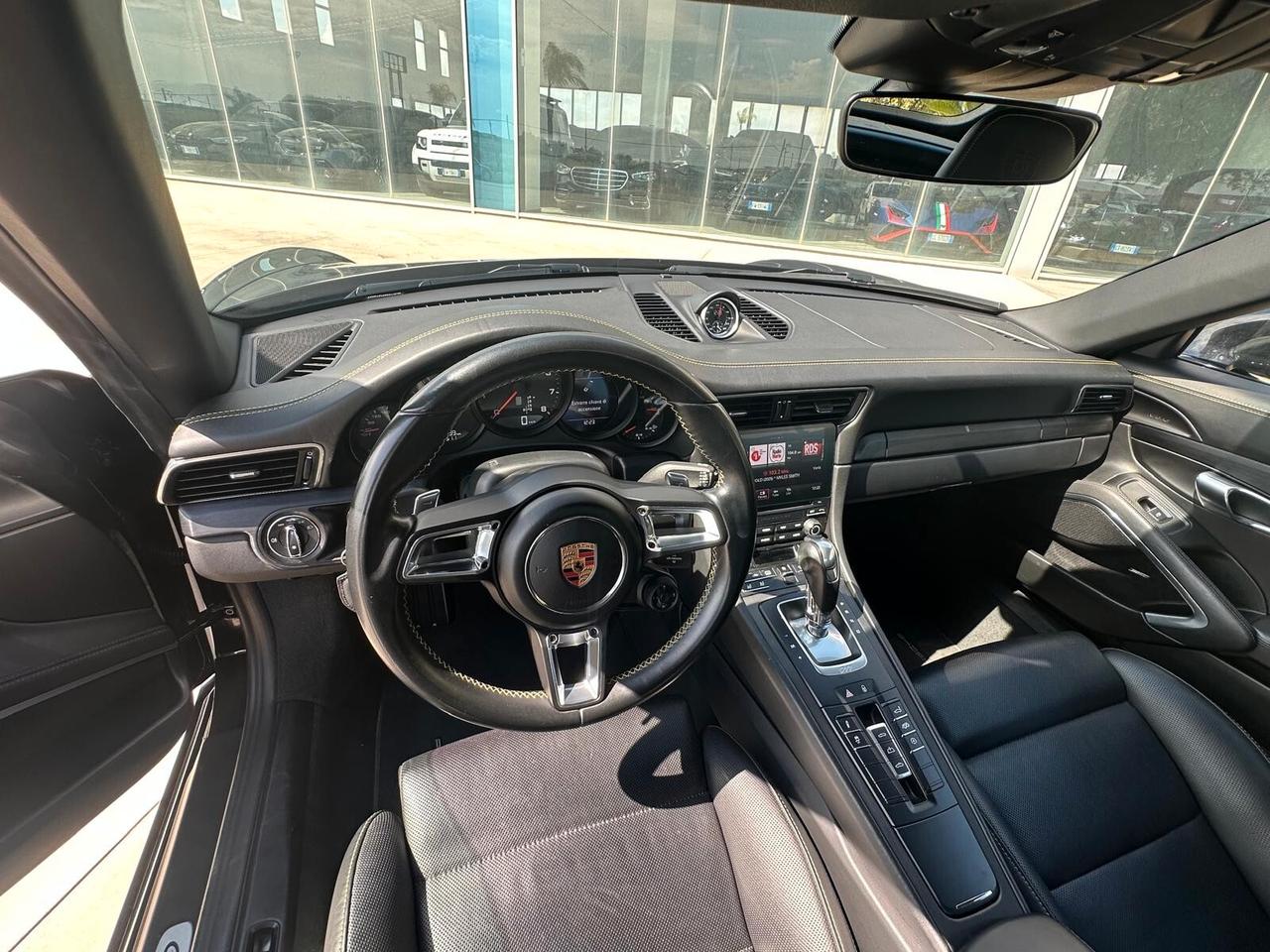 Porsche 911 3.0 Carrera GTS Cabriolet auto