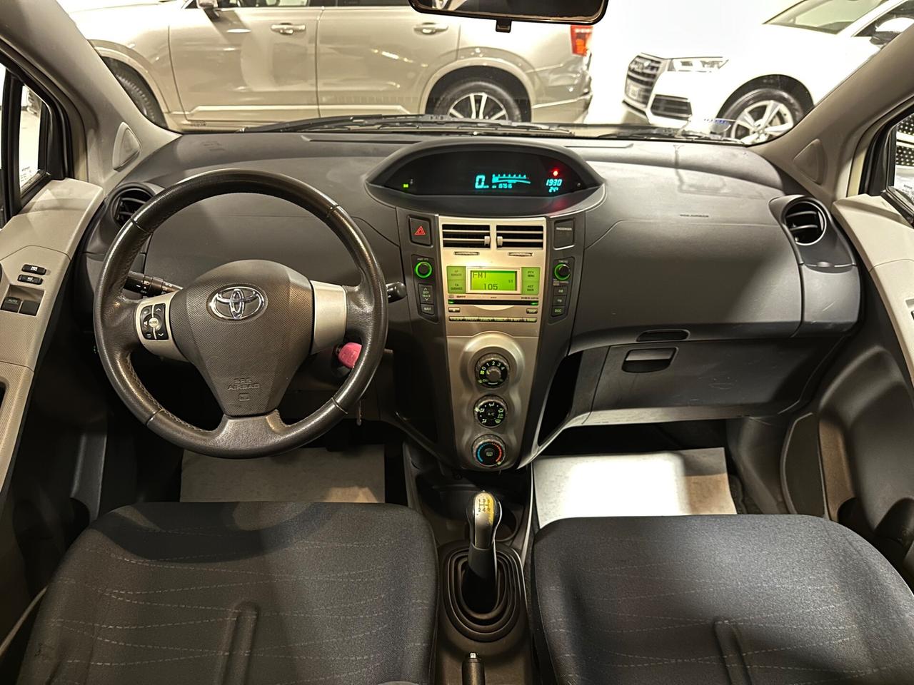 Toyota Yaris 1.3 5 porte Navi