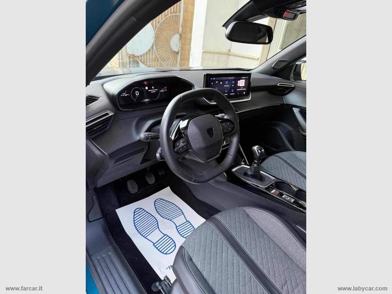 PEUGEOT 2008 PureTech 100 S&S Allure