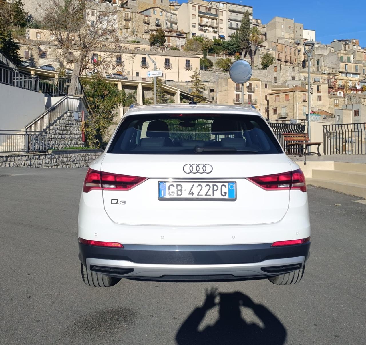 Audi Q3 35 TDI S tronic Business Advanced