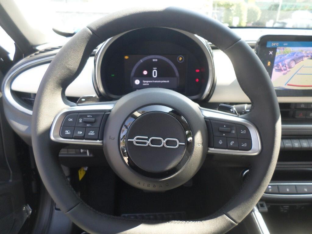 Fiat 600 Hybrid 110 CV DCT MHEV La Prima