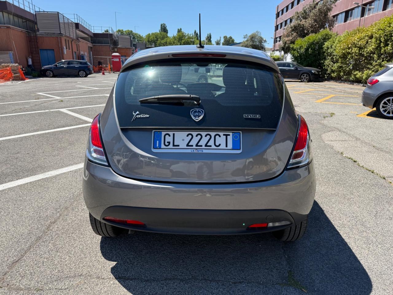 Lancia Ypsilon 1.0 FireFly 5 porte S&S Hybrid Ecochic Silver