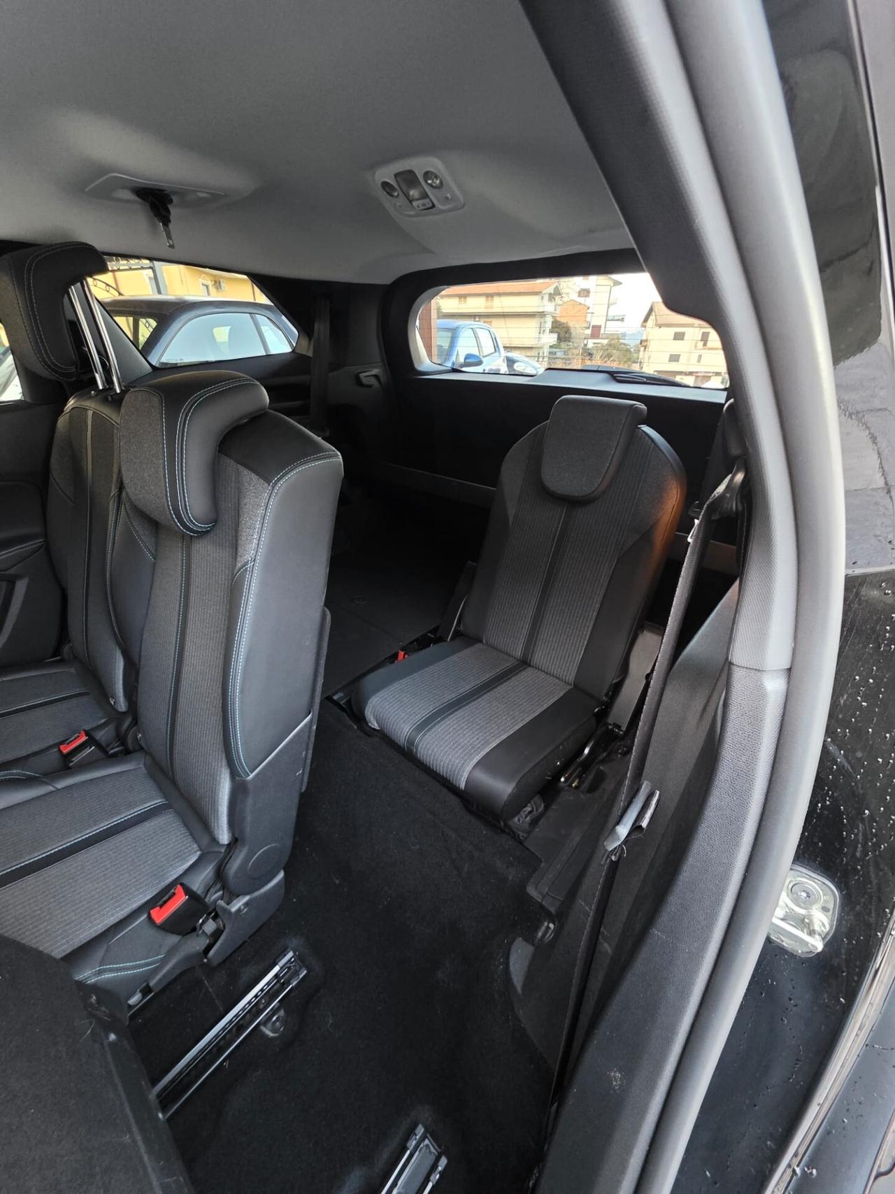 Peugeot 5008 BlueHDi 130 S&S EAT8 Allure Pack