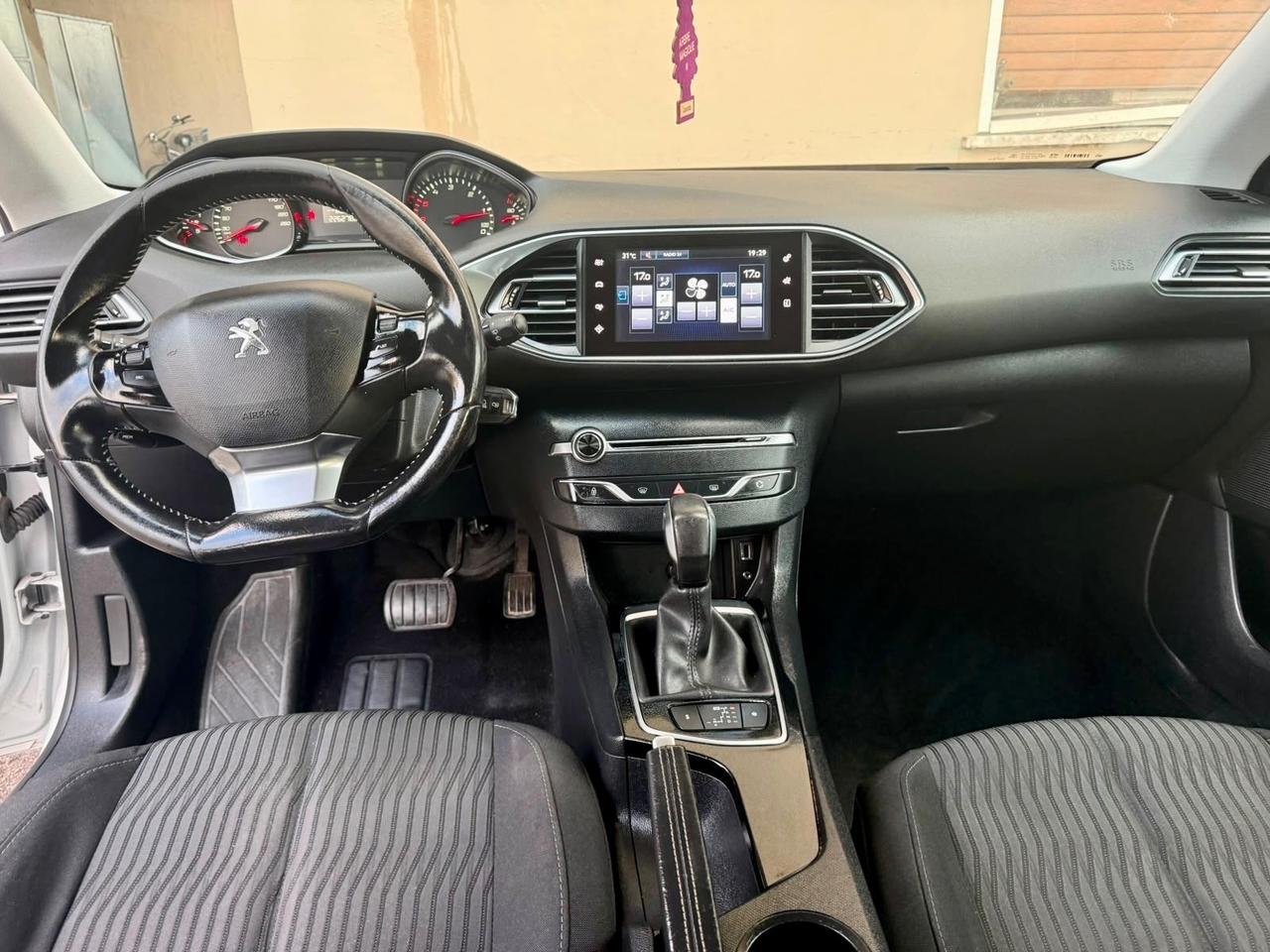 Peugeot 308 BlueHDi 120 S&S EAT6 GT Line