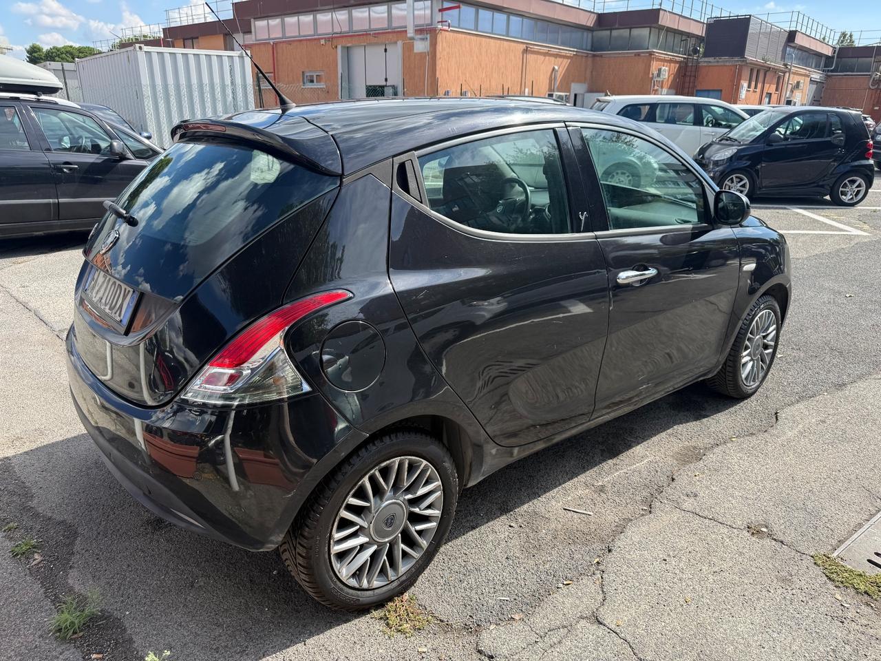 Lancia Ypsilon 1.3 MJT 16V 95 CV 5 porte S&S Gold