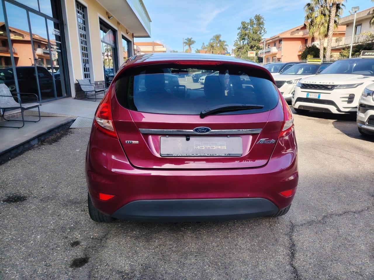Ford Fiesta 1.6 TDCi 90CV 5 porte DPF Titanium