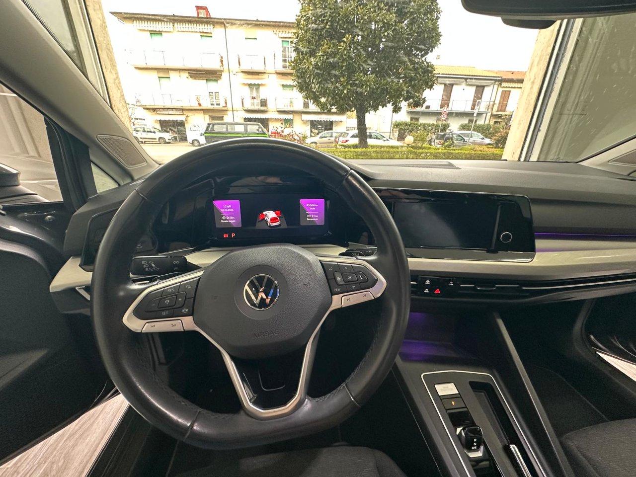 Volkswagen Golf 1.0 etsi evo Life 110cv dsg