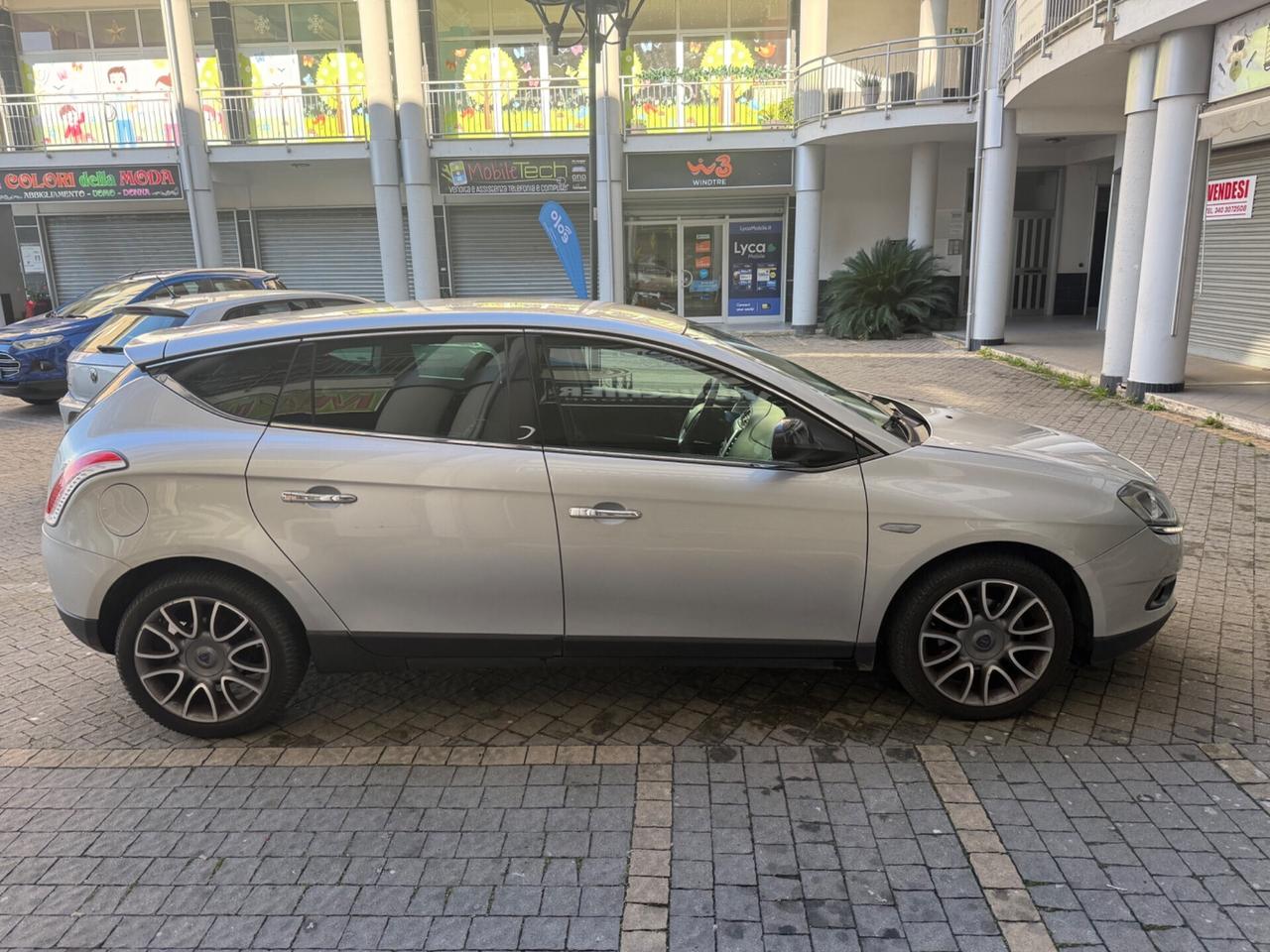 Lancia Delta 1.6 MJT DPF Platino