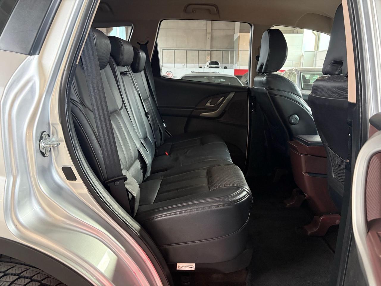 Mahindra XUV500 2.2 16V AWD W8