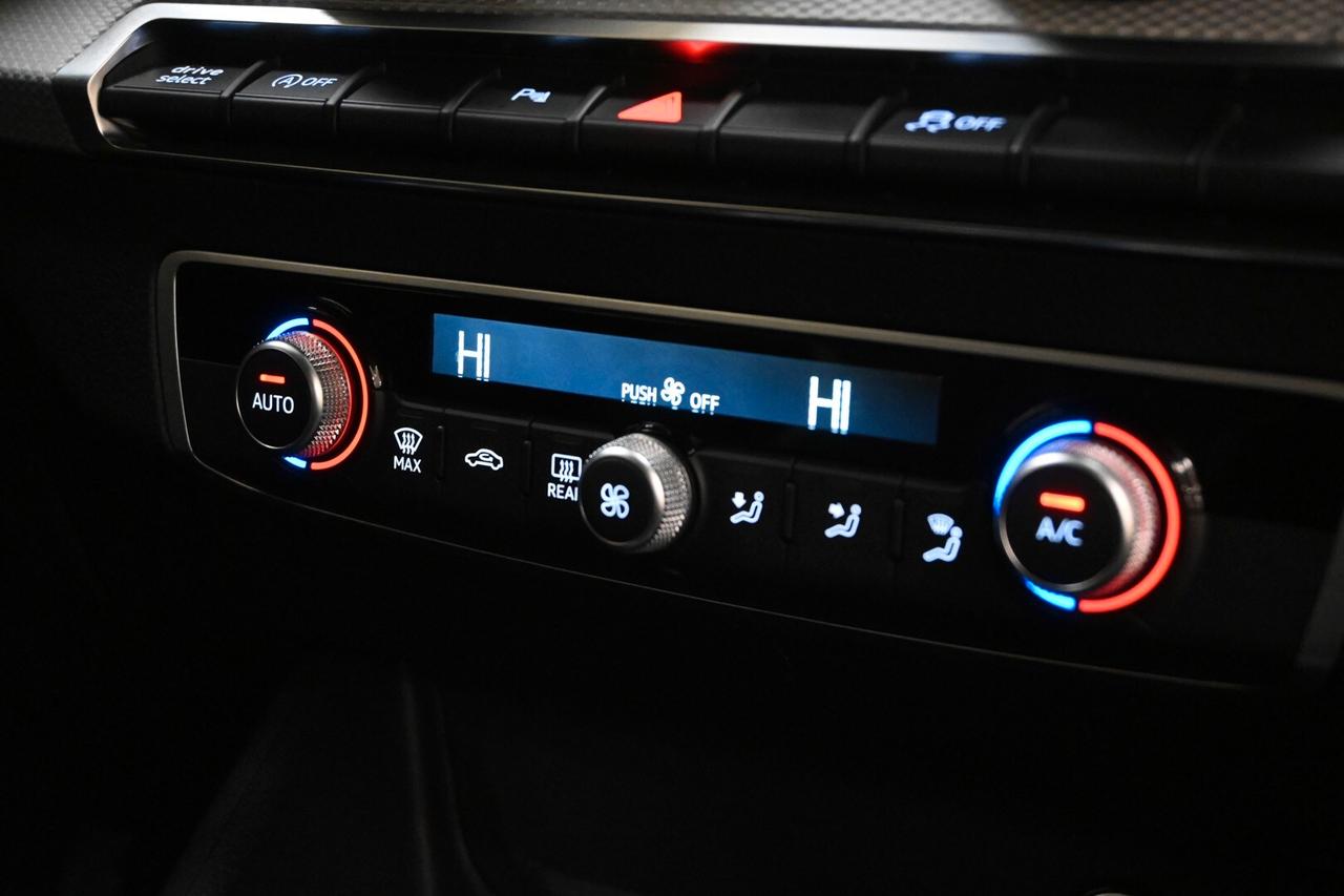 AUDI Q2 Q2 30 TFSI S line Edition