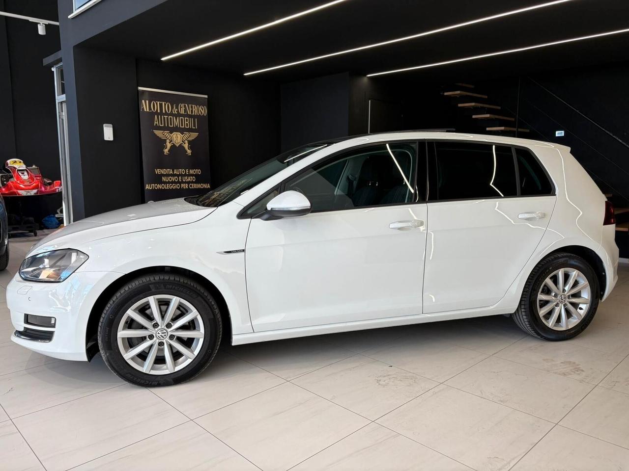 Volkswagen Golf 2.0 TDI 5p Lounge BlueMotion Technology Tetto Apribile