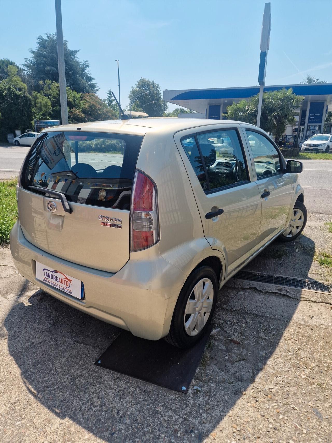 Daihatsu Sirion 1.0 12V Aki Unipro/ neopatentati