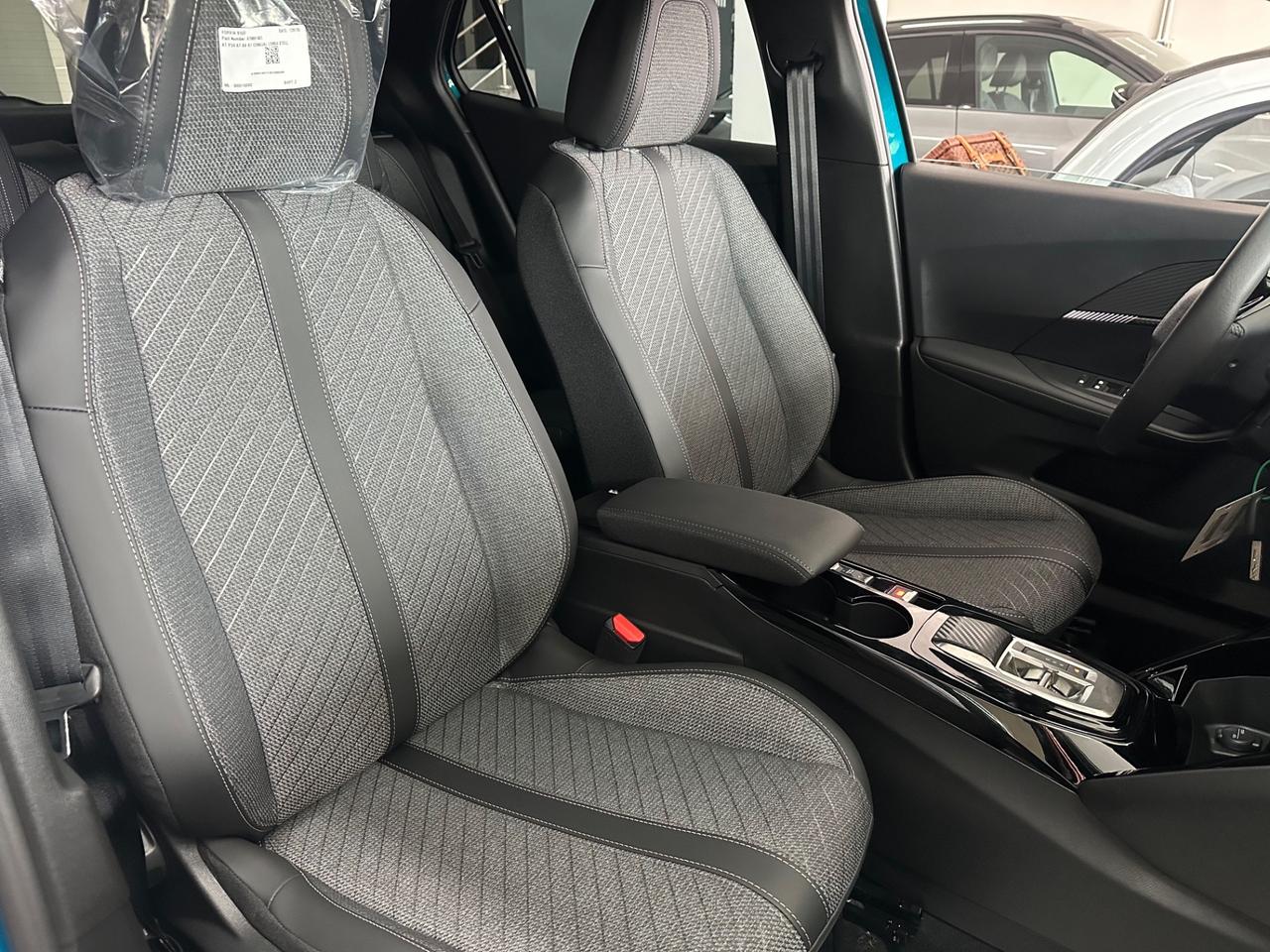 Peugeot 2008 Hybrid 110 e-DCS6 Allure