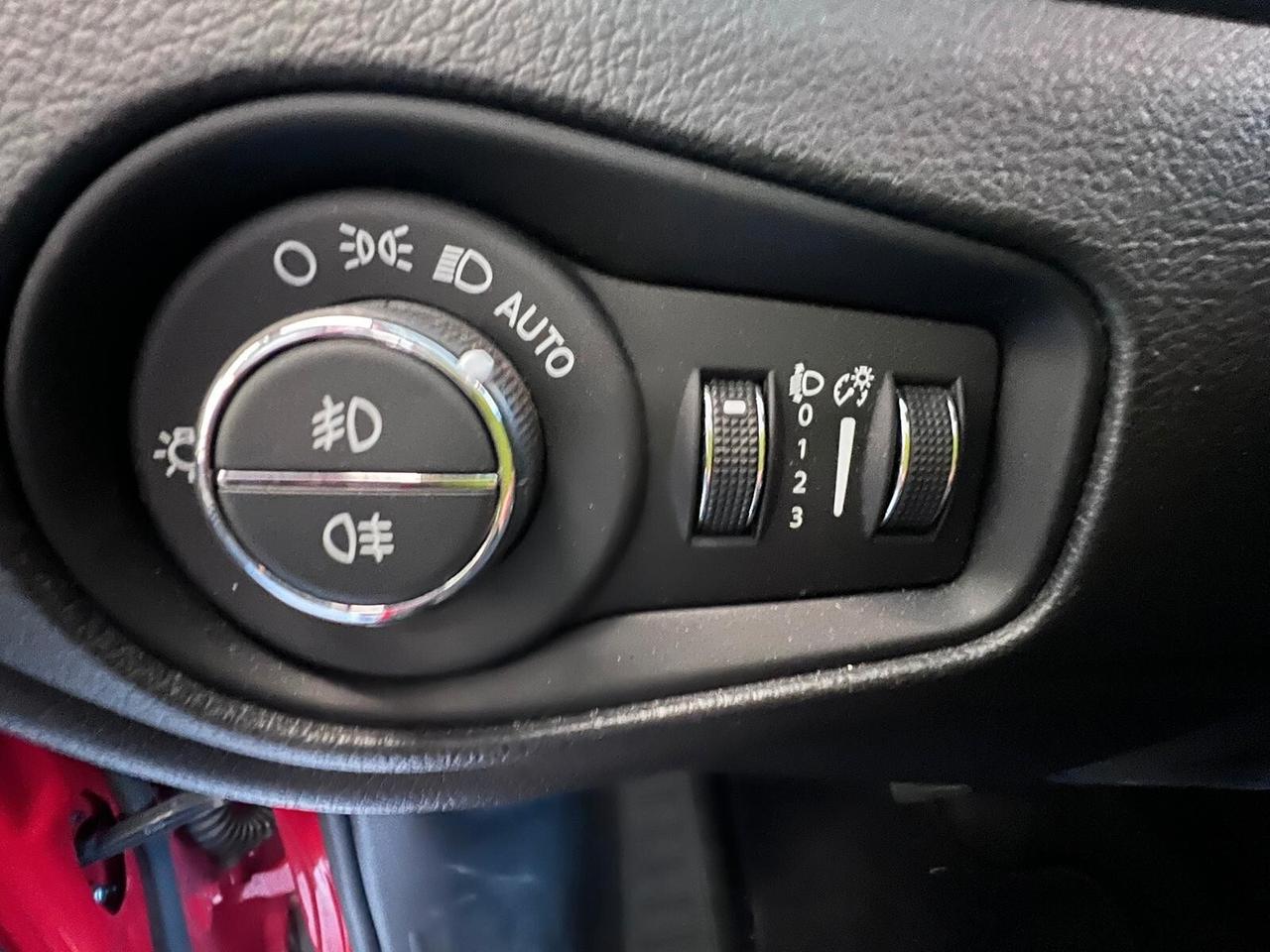 Jeep Renegade 1.5 t4 130cv FULL-HYBRID DCT*NO VINCOLI DI FINAZIAM*NAVI UNIPRO