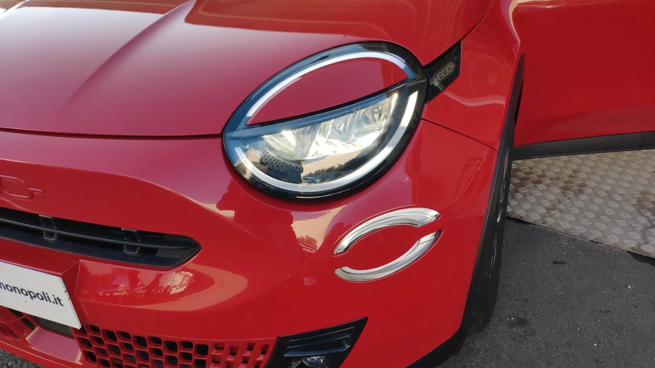 Fiat 600e Red