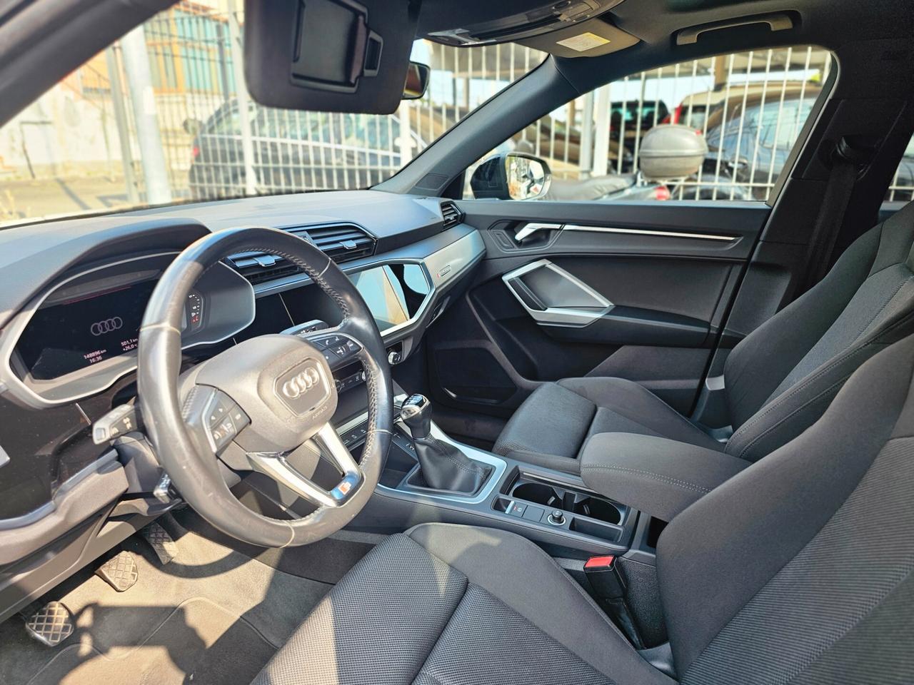 Audi Q3 35 TDI quattro S line edition