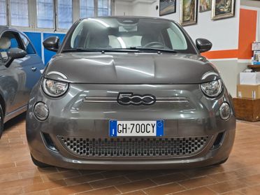 Fiat 500 500e Berlina 23,8 kWh Action
