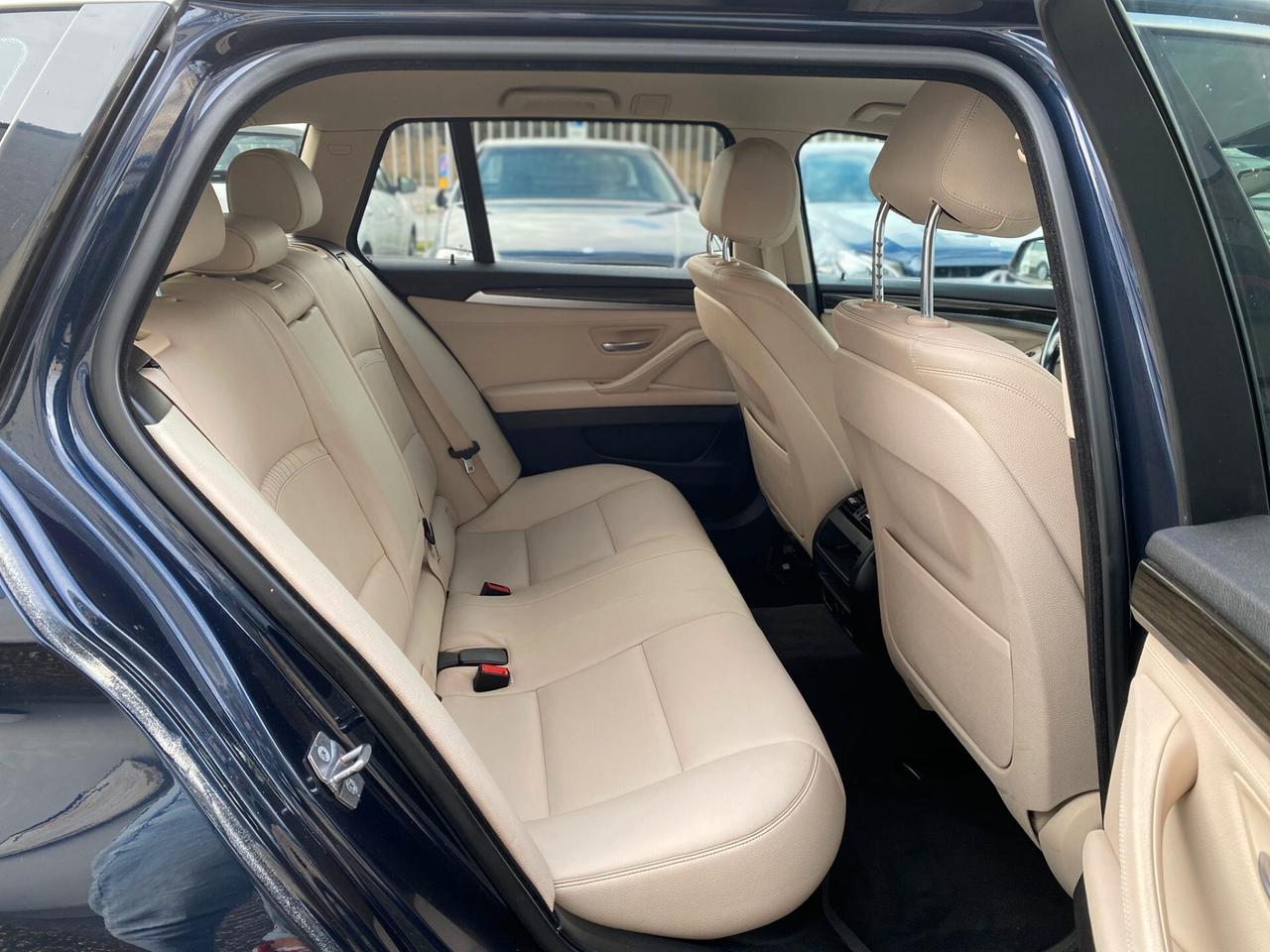 Bmw 520 520d xDrive Touring Luxury