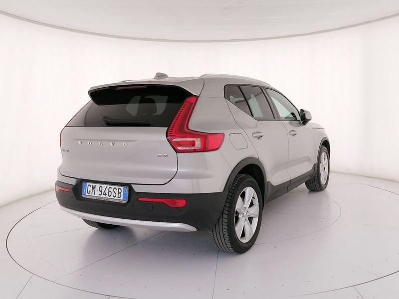 Volvo XC40 2.0 b3 Core auto