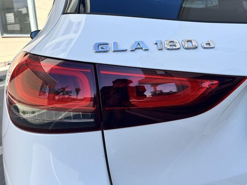 Mercedes-Benz GLA 180d Sport Plus FULL LED/MBUX