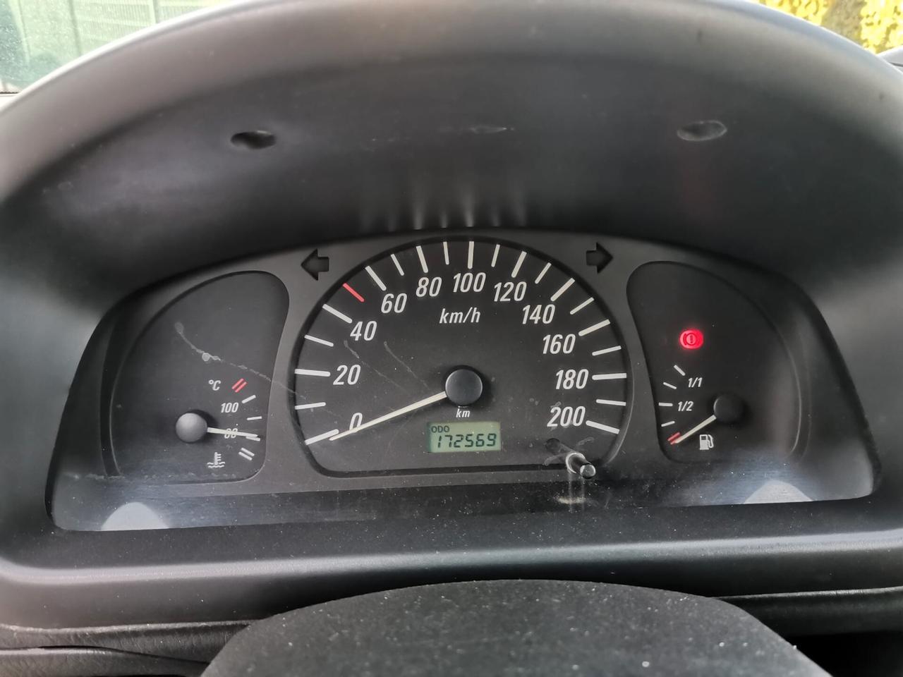 Opel Agila 1.0 12V Comfort