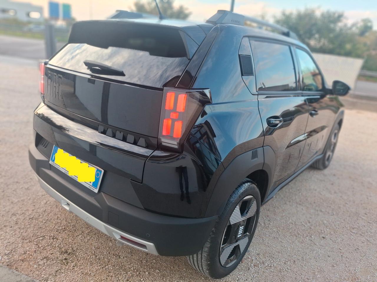 Fiat Grande Panda 1.2 Hybrid La Prima