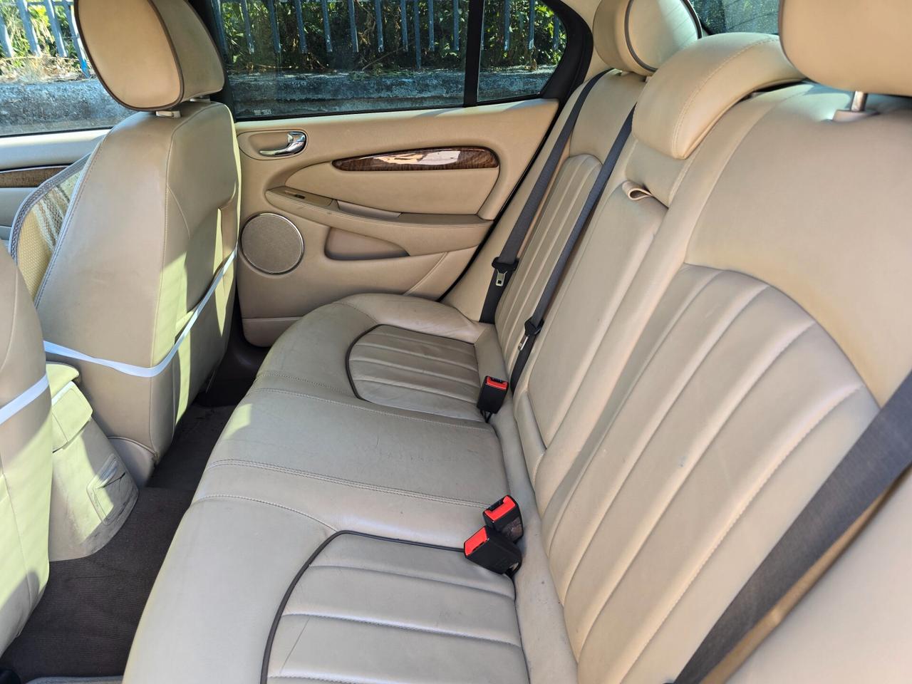 Jaguar X-Type 2.2D cat Executive cDPF
