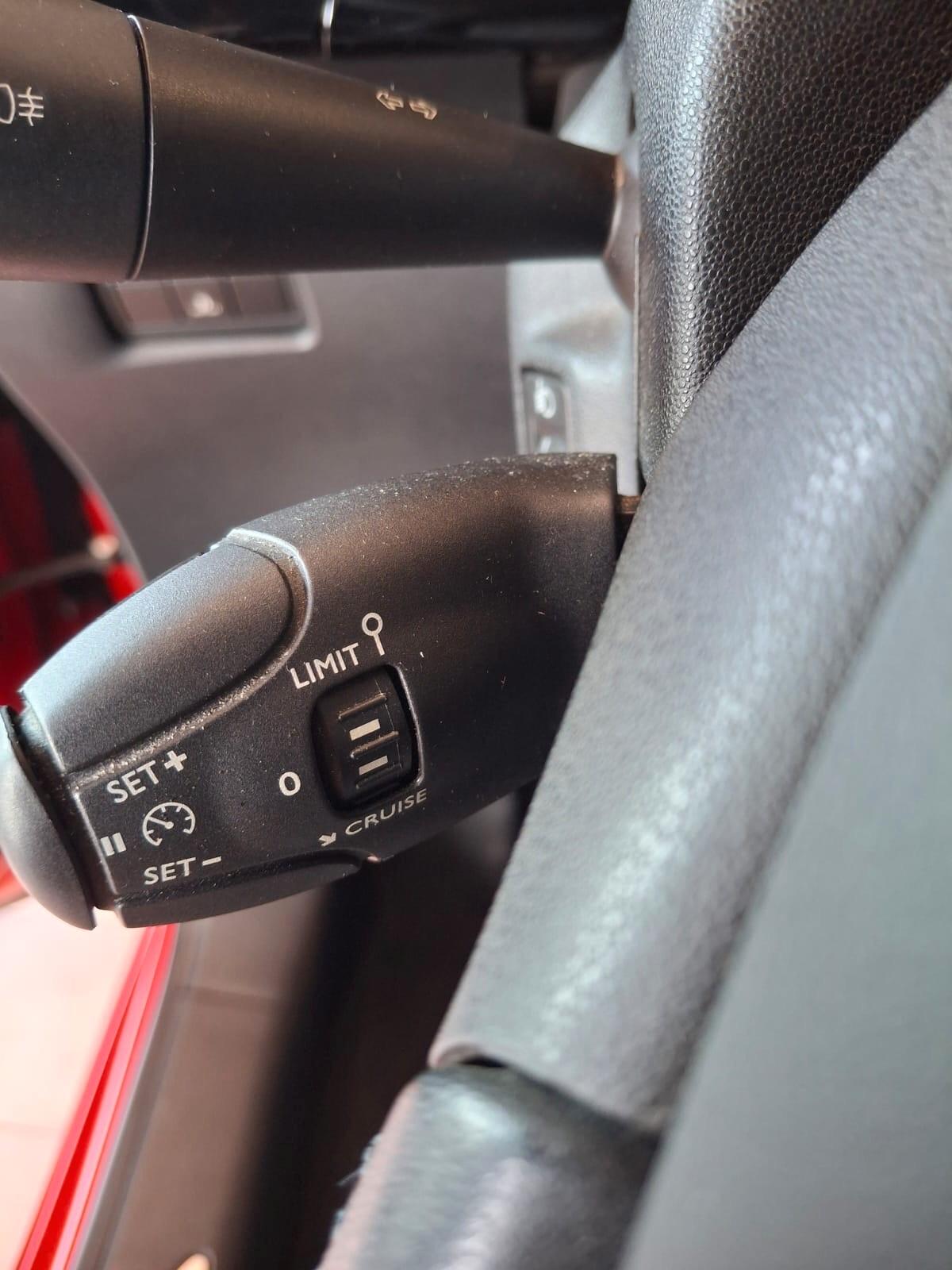 Citroen DS3 1.4 vti Chic 95cv*NEOPATENTATI*EURO5