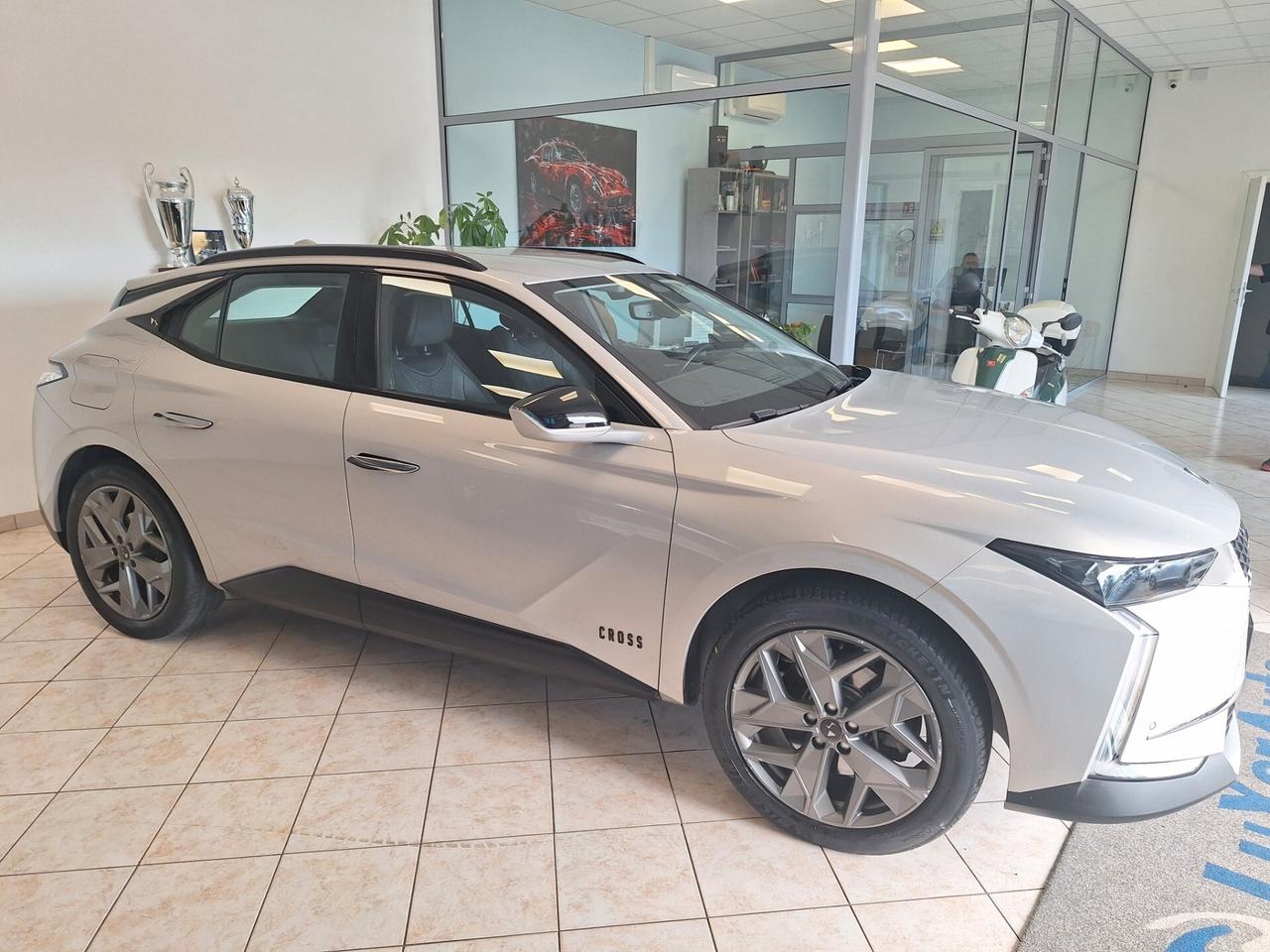 Ds DS4 4 E-Tense 225 Cross Trocadero