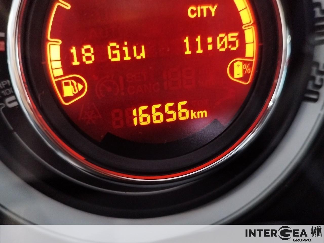 FIAT 500 1.0 hybrid 70cv