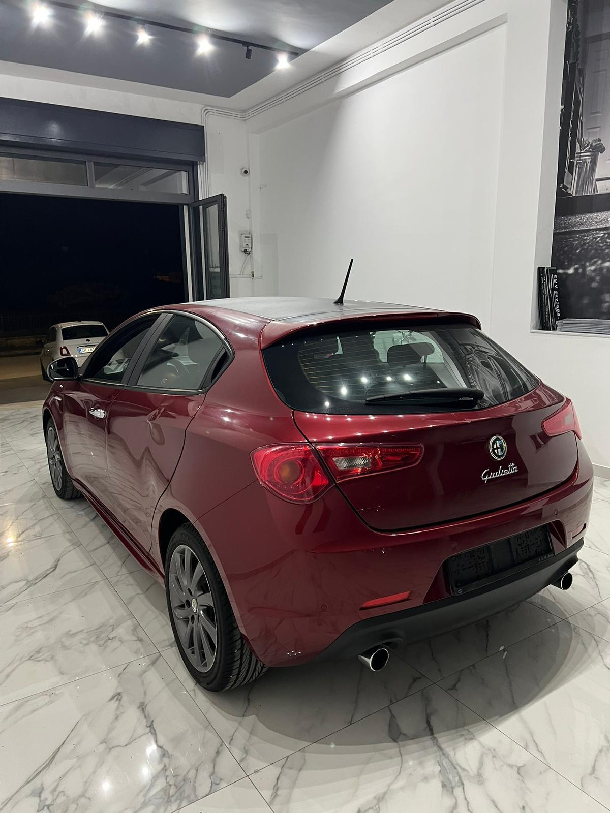 Alfa Romeo Giulietta 2.0 140 CV (VENDUTA)