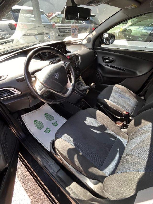 LANCIA Ypsilon 1.2 69 CV 5 porte S&S Gold